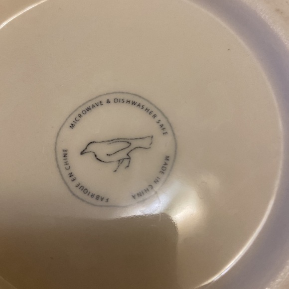 Black and white decorative mug with the capital letter N stamped on the bottom - Picture 10 of 12